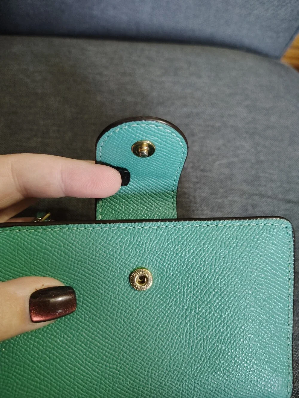 Coach Medium Corner Zip Wallet